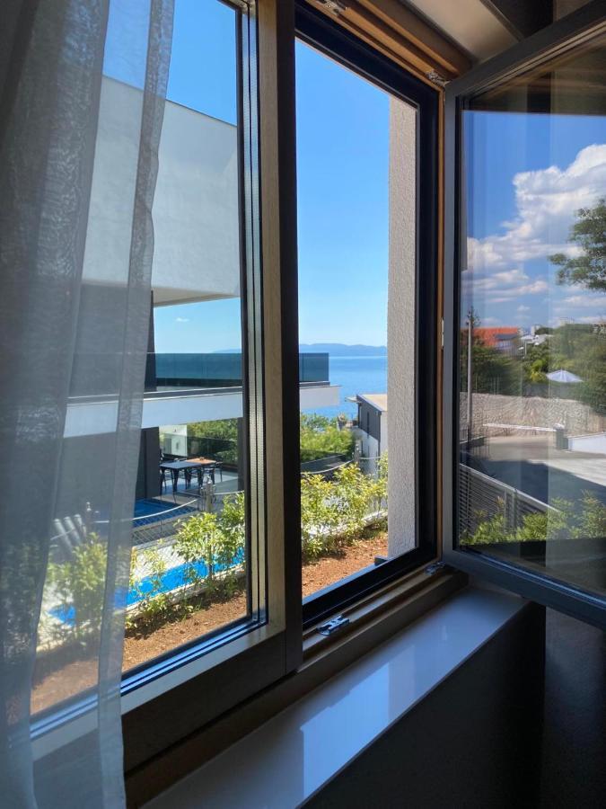 Sea View Deluxe Apartment Rijeka Exteriör bild