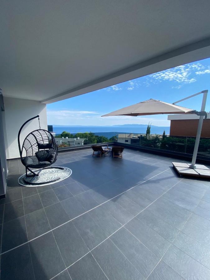 Sea View Deluxe Apartment Rijeka Exteriör bild